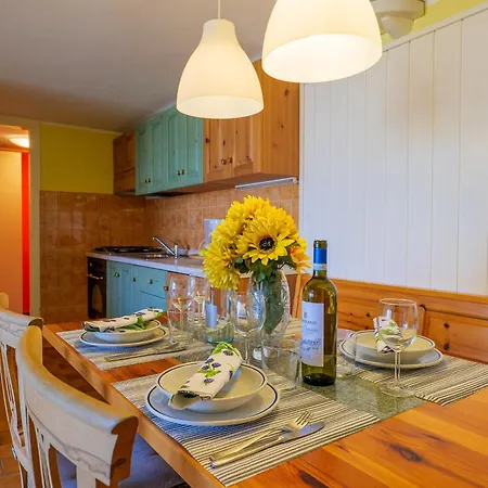 아파트 Bellavista A Garten Mit Pool *