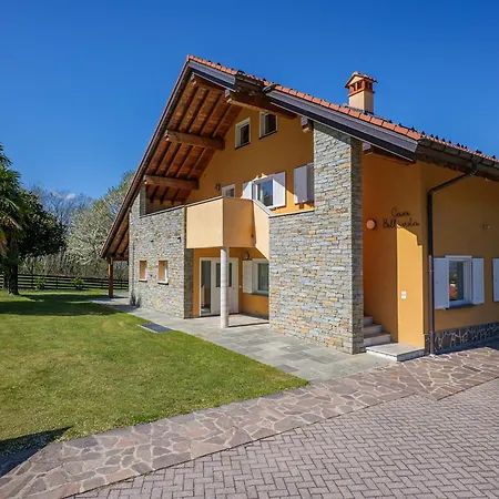 Bellavista A Garten Mit Pool 아파트 콜리코